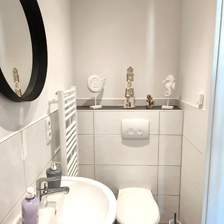 Modern Apartment In Augsburg With Wifi, Free Parking & Tv El-Living Apartment Augsburg